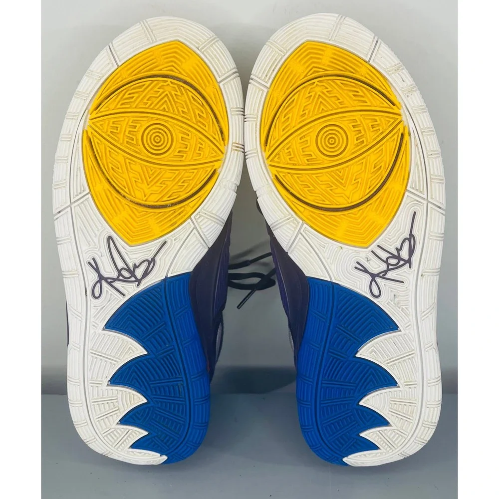 Nike Kyrie‎ 6 Enlightenment Basketball Shoes Kids Size 7Y Women's 8.5 BQ5599-500